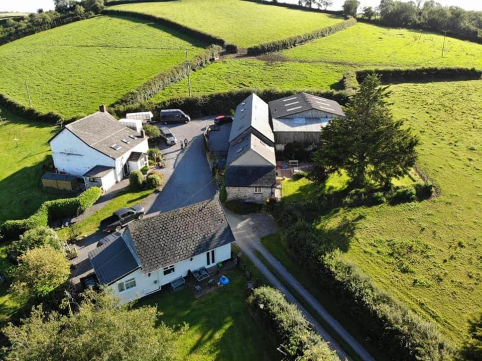 Wren Cottage Carmarthen Exterior photo